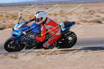 media/Dec-10-2023-SoCal Trackdays (Sun) [[0ce70f5433]]/Turn 9 Inside Set 2 (1115am)/